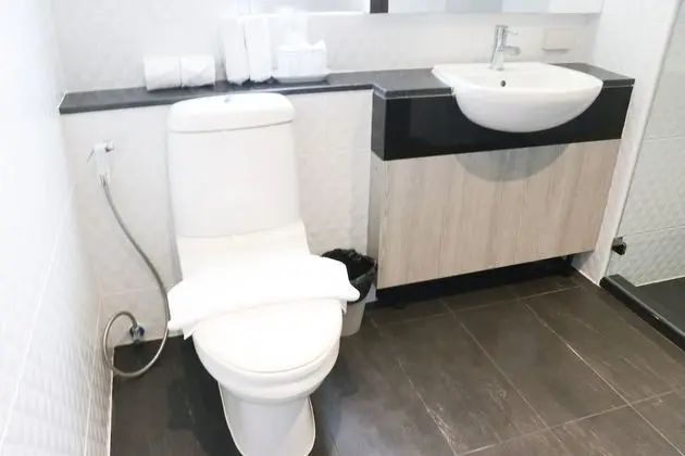 Premier Suite with City Views