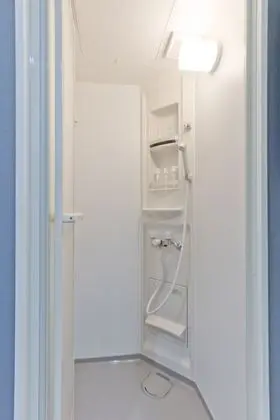 Süit (Room, 101)
