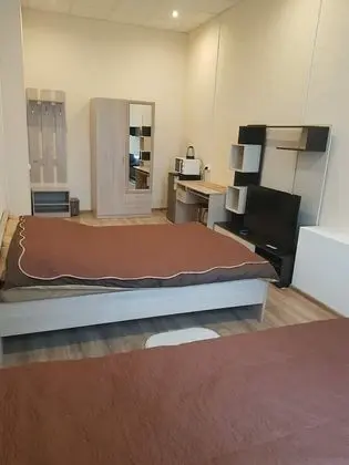 Basic Üç Kişilik Oda