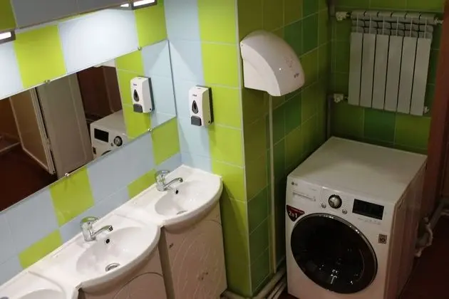 Ortak Ranzalı Oda, Sadece kadınlar için (Bed in 6-Bed Dormitory)