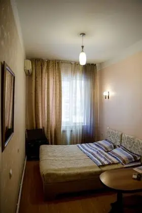 Standard Tek Büyük veya İki Ayrı Yataklı Oda, Sigara İçilebilir
