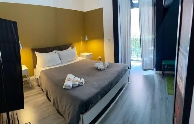 Deluxe Tek Büyük Yataklı Oda, Banyolu/Duşlu (Balcony)