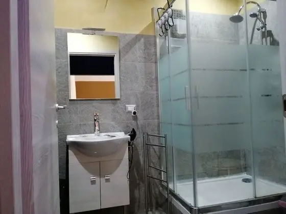 Deluxe Tek Büyük Yataklı Oda, Banyolu/Duşlu (Balcony)