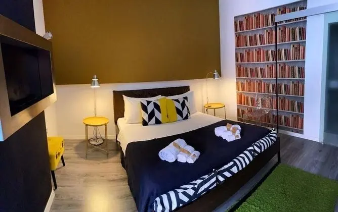 Deluxe Üç Kişilik Oda, Banyolu/Duşlu