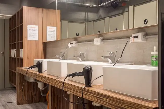 Economy Ortak Ranzalı Oda, Sadece kadınlar için, Sigara İçilmez, Ortak Banyo