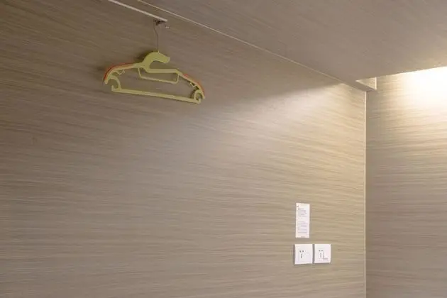 Ortak Ranzalı Oda, Sadece erkekler için, Ortak Banyo (2 people)