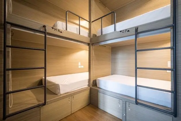 Ortak Ranzalı Oda, Sadece kadınlar için, Ortak Banyo