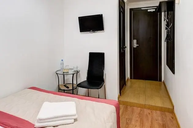 Standard Tek Büyük Yataklı Oda