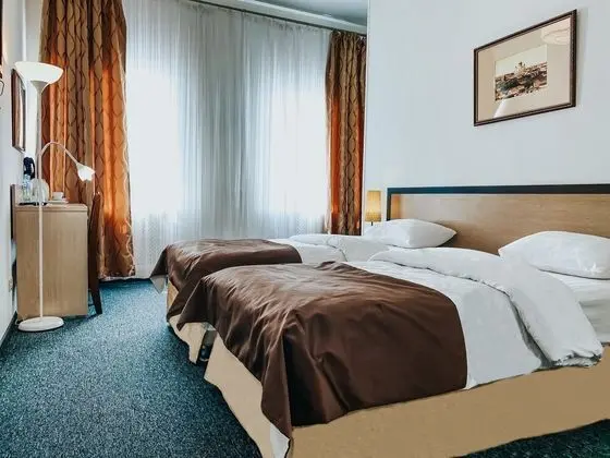 Comfort Tek Büyük veya İki Ayrı Yataklı Oda
