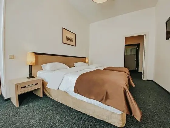 Comfort Tek Büyük veya İki Ayrı Yataklı Oda
