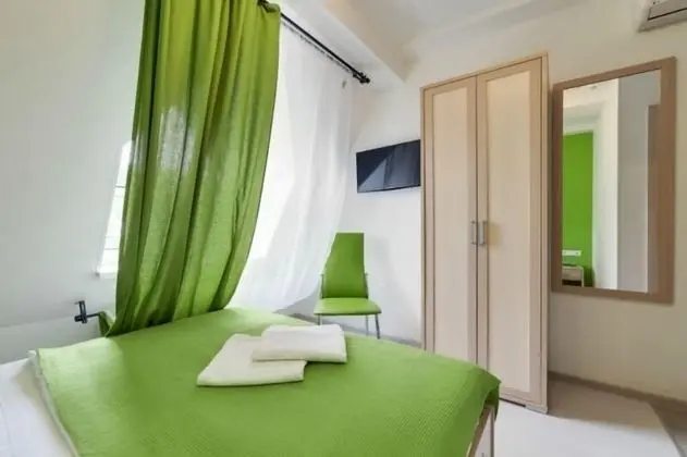 Standard Tek Büyük Yataklı Oda