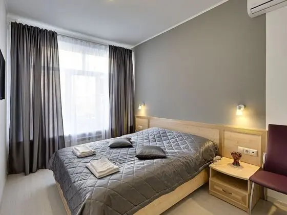 Comfort Tek Büyük Yataklı Oda