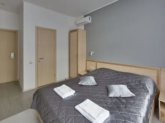 Comfort Tek Büyük Yataklı Oda