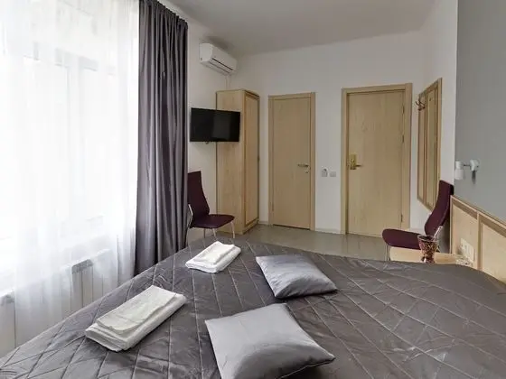 Comfort Tek Büyük Yataklı Oda