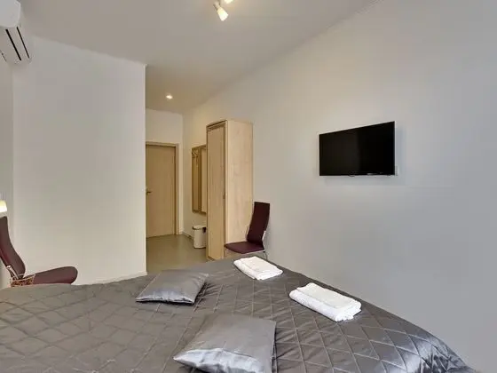 Comfort Tek Büyük Yataklı Oda