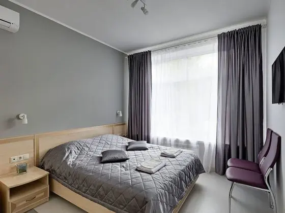 Comfort Tek Büyük Yataklı Oda