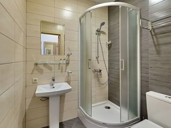 Comfort Tek Büyük Yataklı Oda