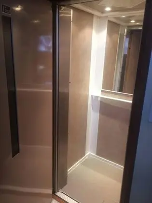 Ev