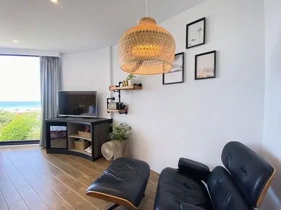 Deluxe Tek Büyük Yataklı Oda, Balkon, Deniz Manzaralı