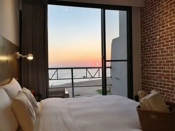 Deluxe Tek Büyük Yataklı Oda, Balkon, Deniz Manzaralı