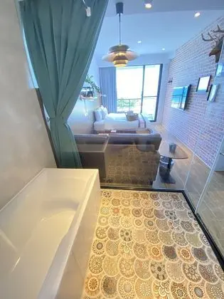 Deluxe Tek Büyük Yataklı Oda, Balkon, Deniz Manzaralı