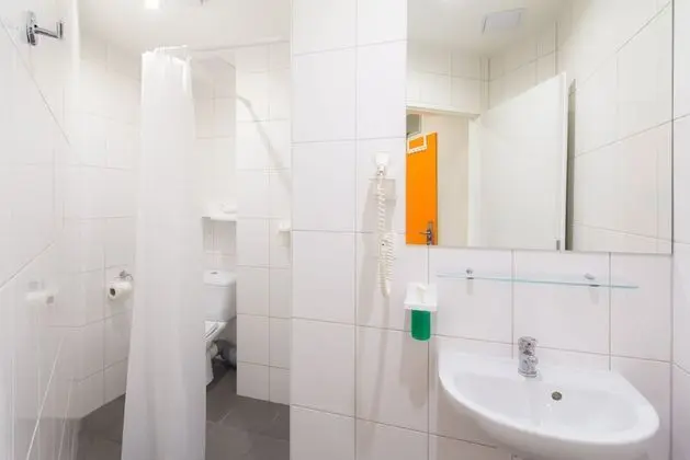 Basic İki Ayrı Yataklı Oda