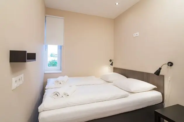 Basic Tek Büyük Yataklı Oda