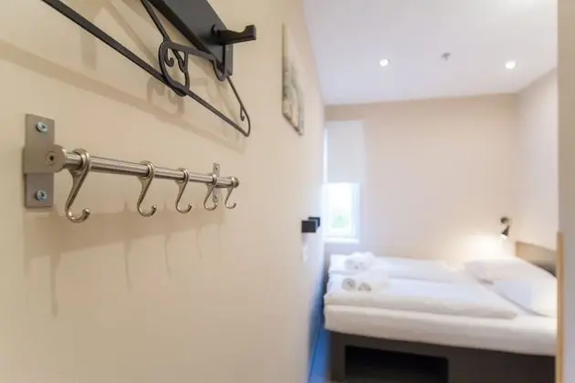 Basic Tek Büyük Yataklı Oda