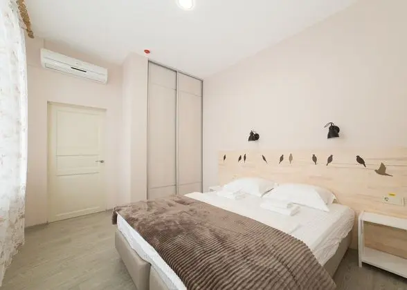 Tek Büyük veya İki Ayrı Yataklı Oda, Balkon