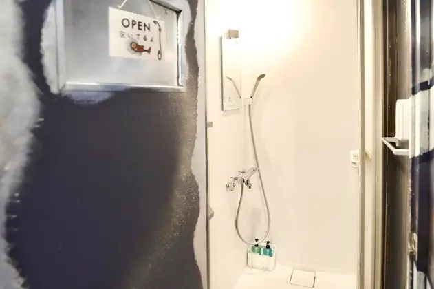 Economy Tek Büyük Yataklı Oda, Karma Ranzalı Oda (1 Double Bed)