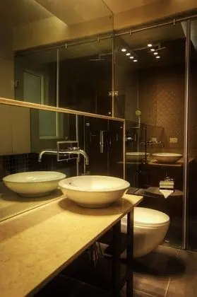 Luxury Oda