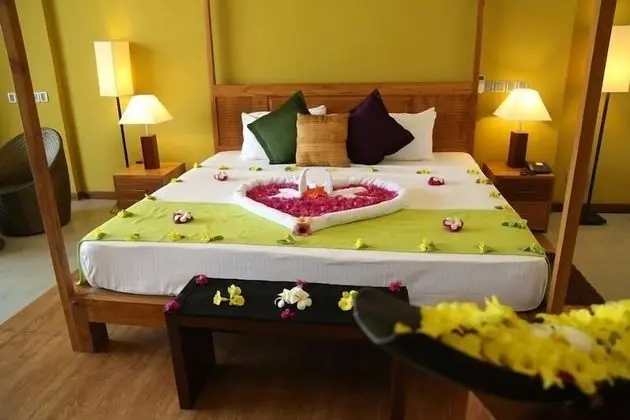 Deluxe Tek Büyük Yataklı Oda, 1 En Büyük (King) Boy Yatak, Plaj Manzaralı, Denize Bakan