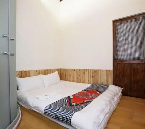 Tek Büyük Yataklı Oda (102)