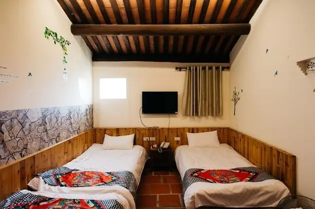 Dört Kişilik Oda (203)