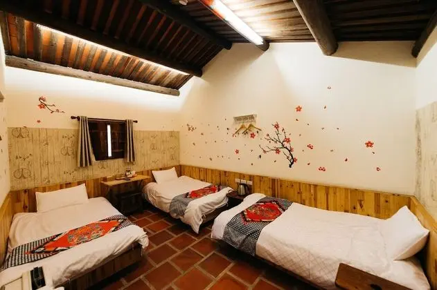 Dört Kişilik Oda (203)