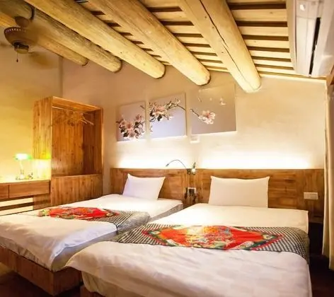 Deluxe Tek Büyük Yataklı Oda (401)