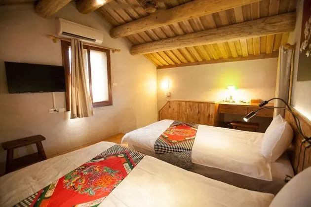 Deluxe Tek Büyük Yataklı Oda (401)