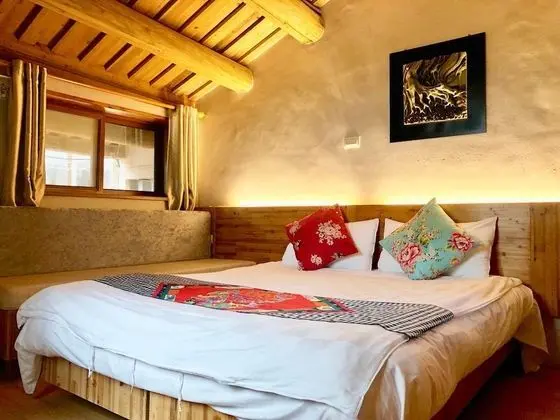 Deluxe Tek Büyük Yataklı Oda (402)