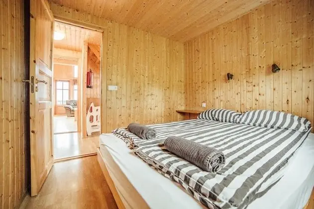 Kır Evi, 3 Yatak Odası, Sıcak Su Havuzu