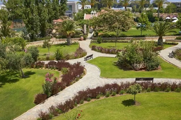Double Bungalow Garden View