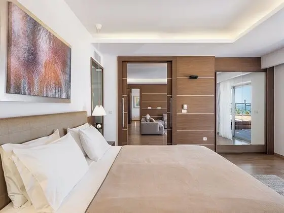 Imperial 2 Bedroom Suite Water Front