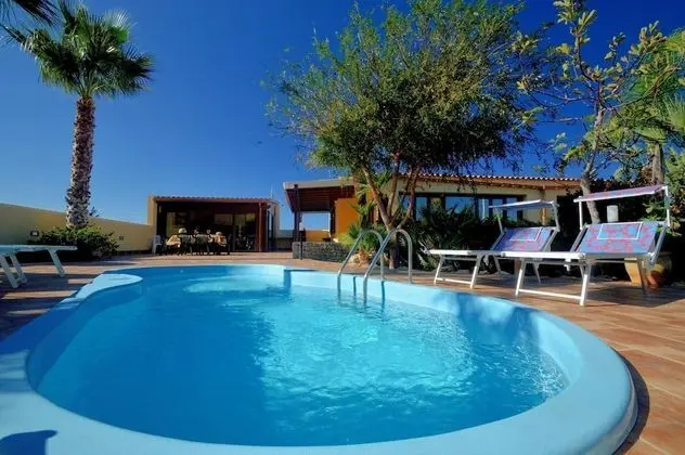 Villa, Sigara İçilebilir