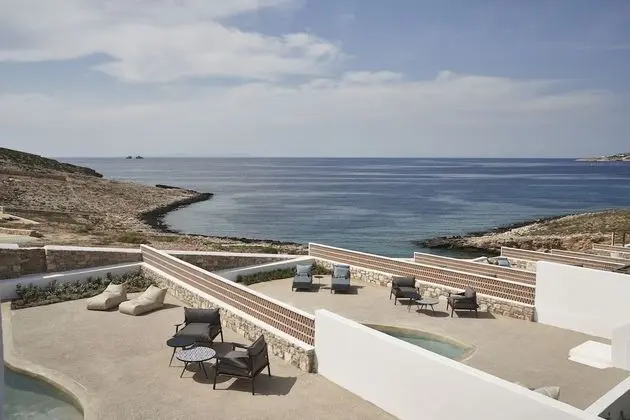 Essence Suite Sea View Private Pool