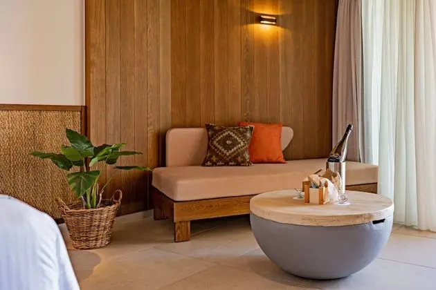 Deluxe Junior Suite