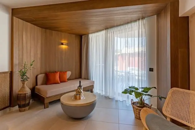 Superior Junior Suite