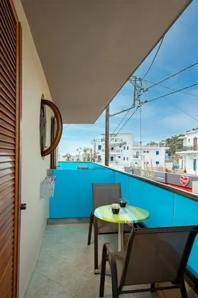 Tek Büyük veya İki Ayrı Yataklı Oda, Dağ Manzaralı