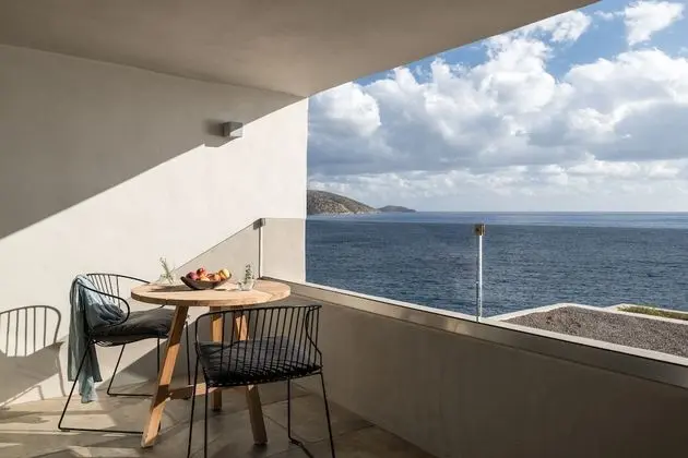 Infinity Blue Suite