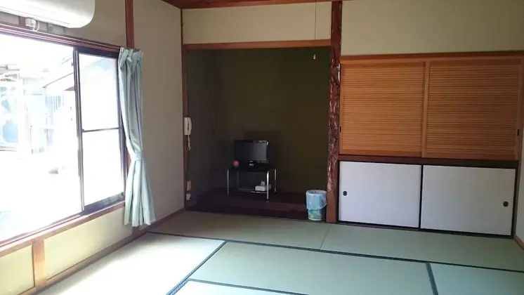 Oda, Sigara İçilmez (Japanese Style, For 5 Guests)