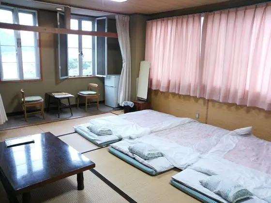 Traditional Oda (Japanese Style, for 3 Guests)