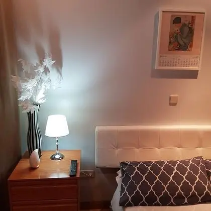 Tek Büyük Yataklı Oda, Ortak Banyo